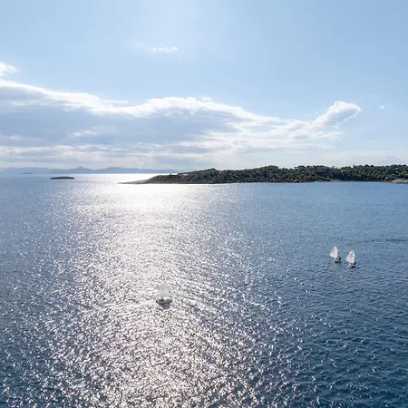 The Roc Club, A Grecotel To Live Vouliagméni