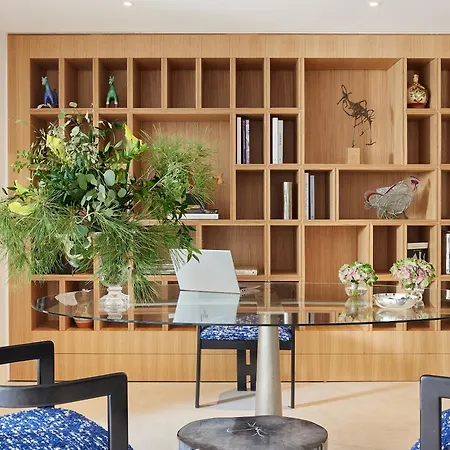 The Roc Club, A Grecotel To Live